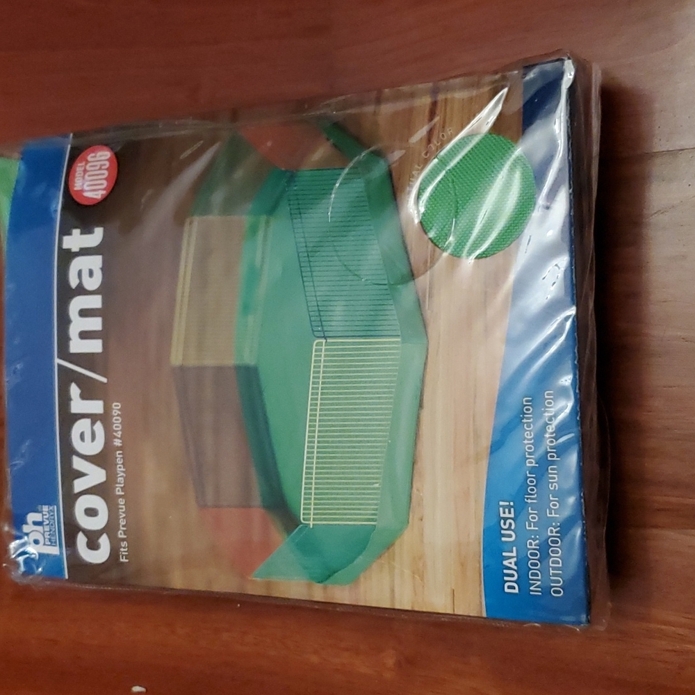 Nwt. Prevue pet cover floor mat.  In original packaging. Floor protection.